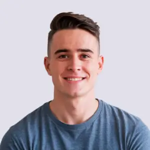Adrián experto en seo local utiliza Rewer para conseguir reseñas en Google